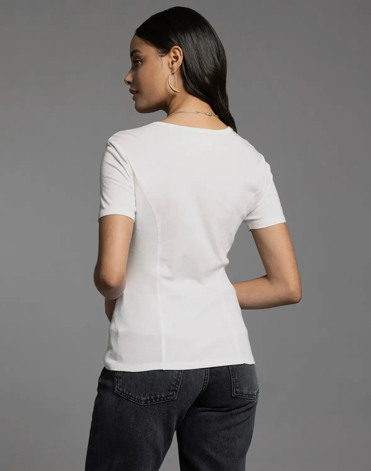 A Perfectly Tailored White Tee