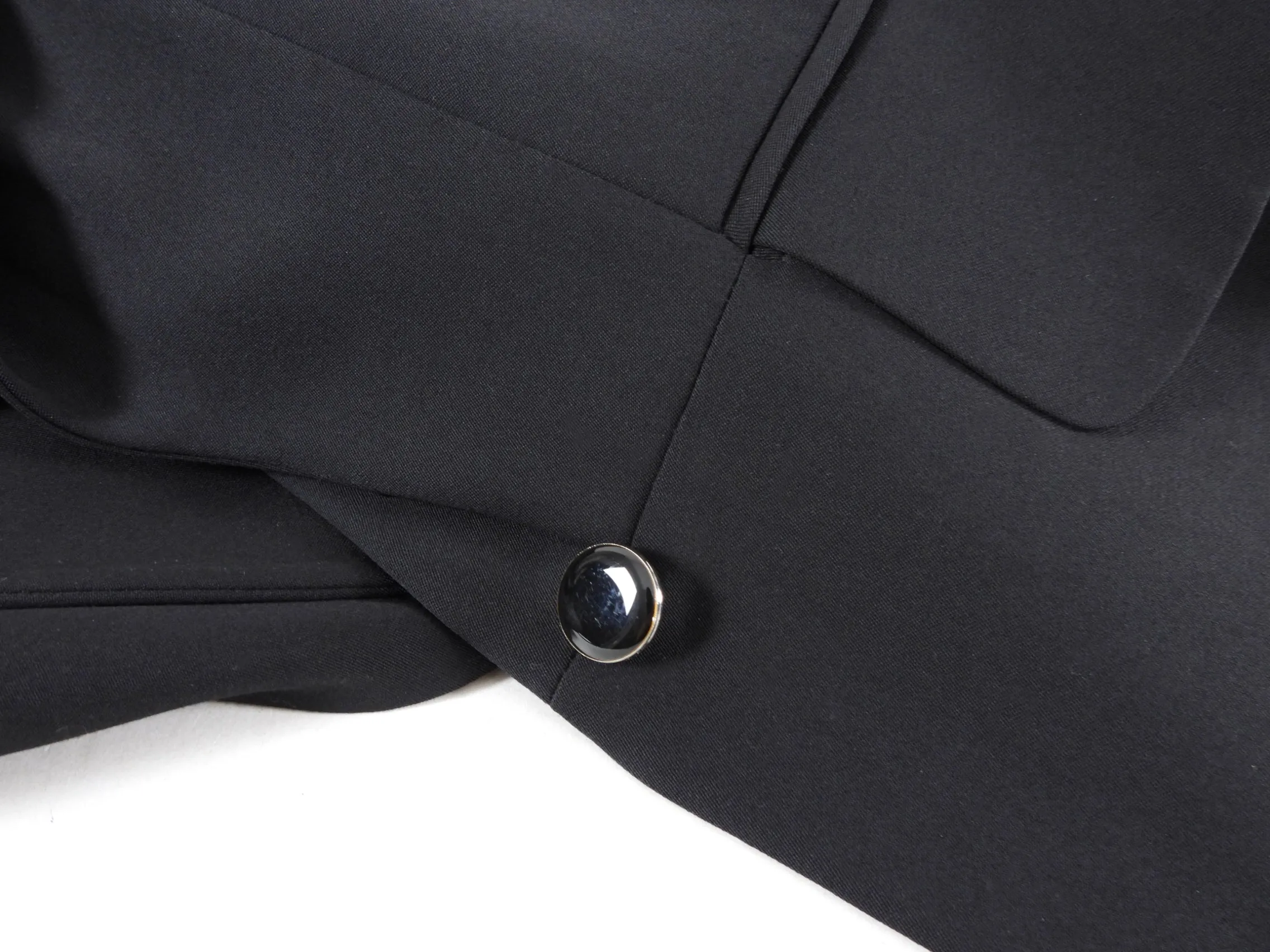 Alexander McQueen Fitted Black Tail Blazer - IT42 / S