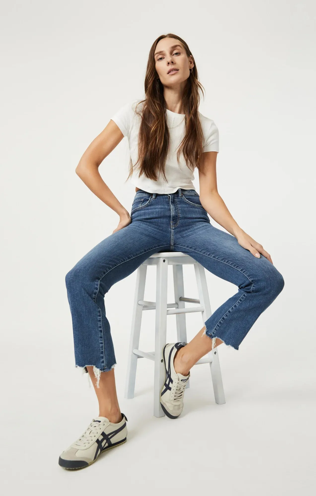Anika Crop Mid Rise