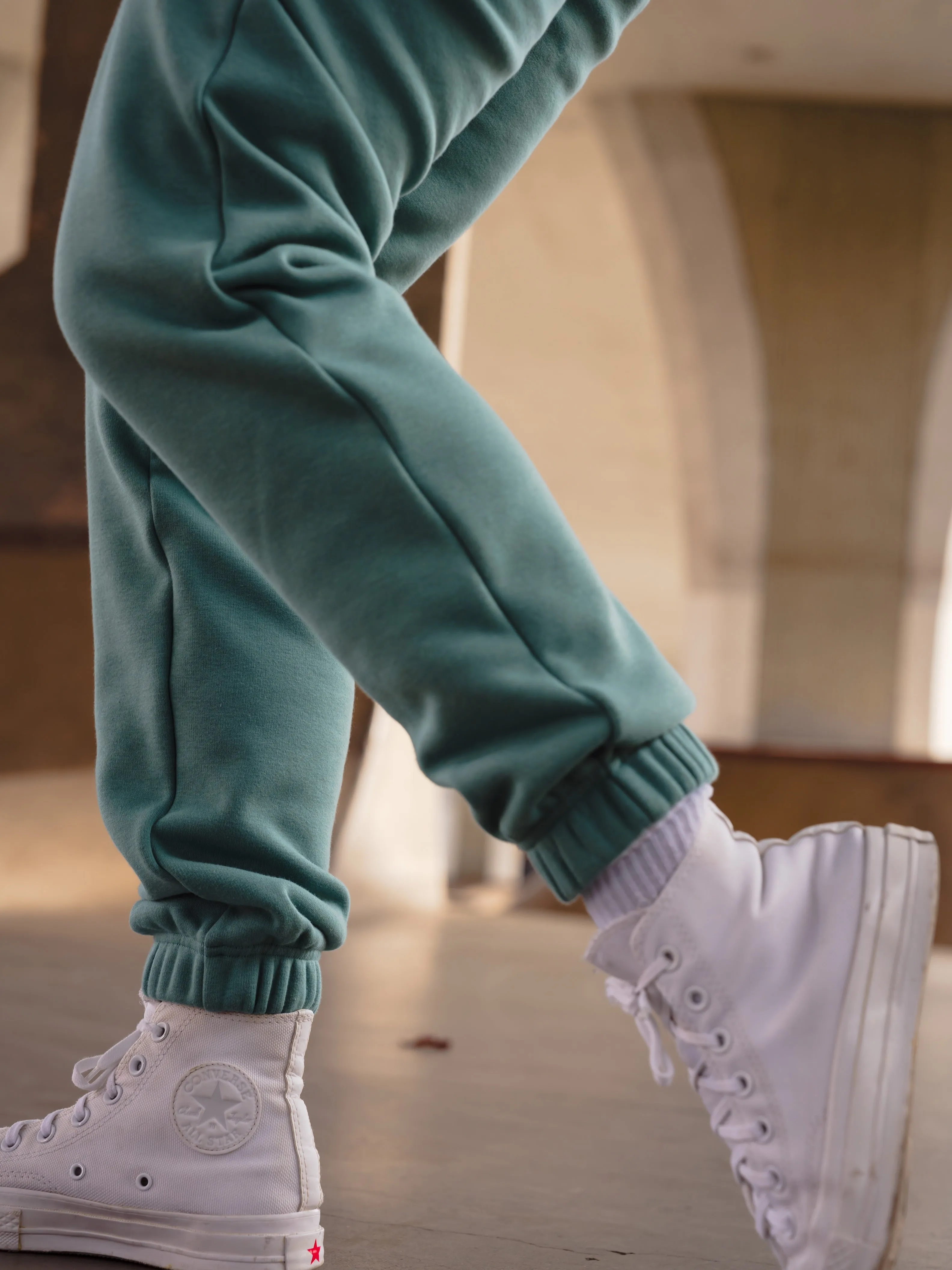 Preorder: Baddies Plush Sweatpants - Mint Cream