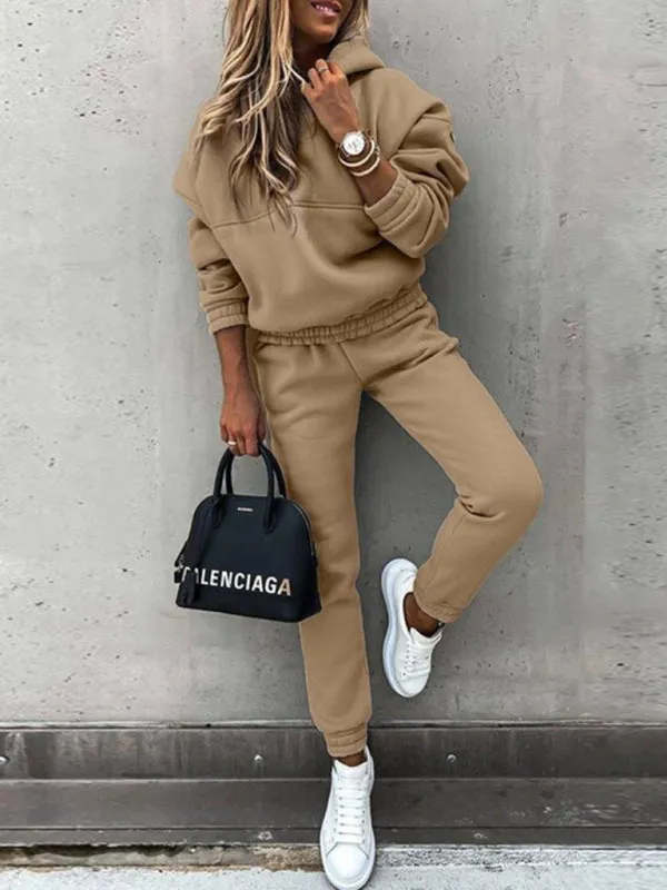 Trendy 2-Piece Sweatpants & Hoodie Set for Every Day